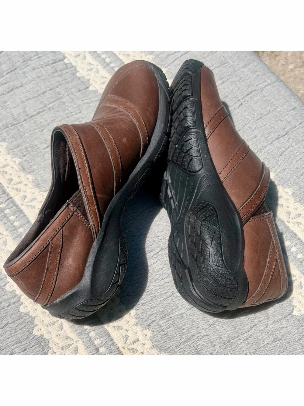Shoes - Picture 5 of 11
